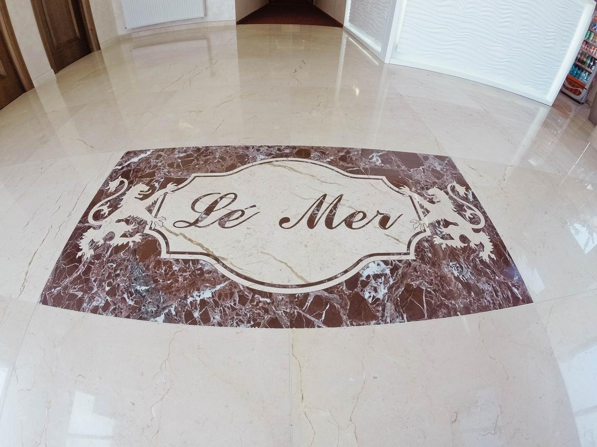 Le Hotel 4*