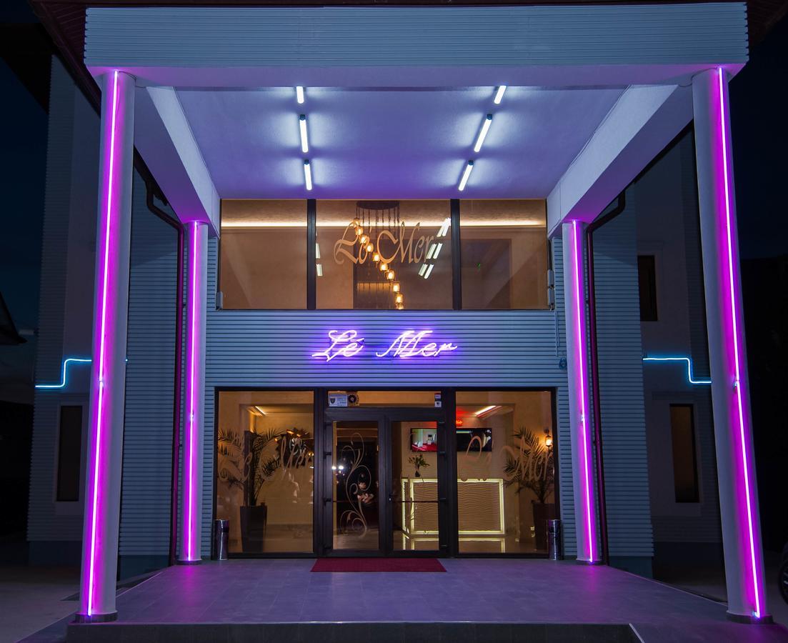 Le Hotel Afumaţi